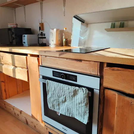 Apartment Jaerve Vaatega Perekorter *