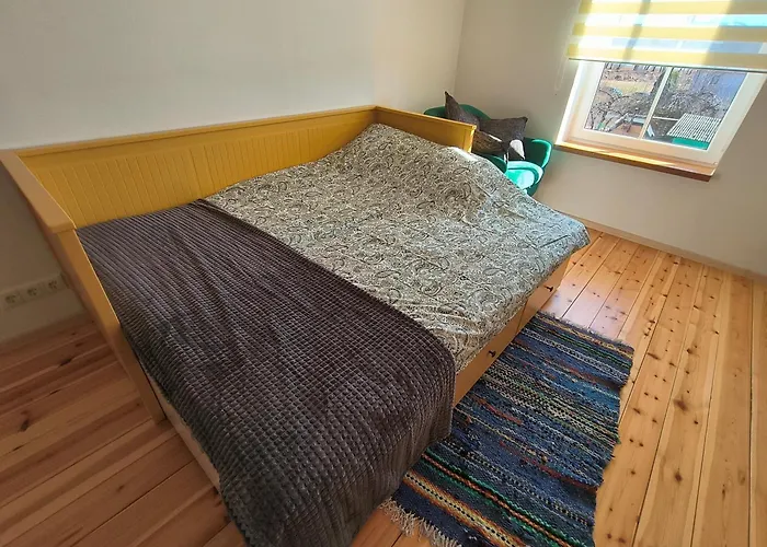 Jaerve Vaatega Perekorter * Viljandi (Viljandimaa)