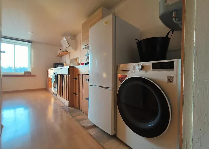 Jaerve Vaatega Perekorter Apartment *