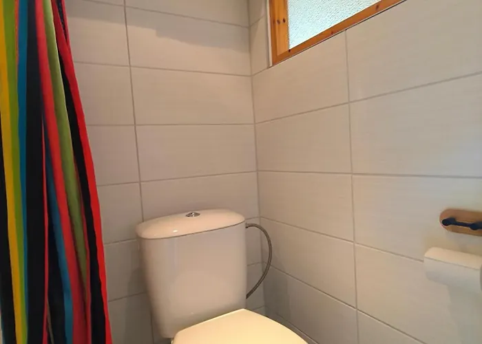 Jaerve Vaatega Perekorter *